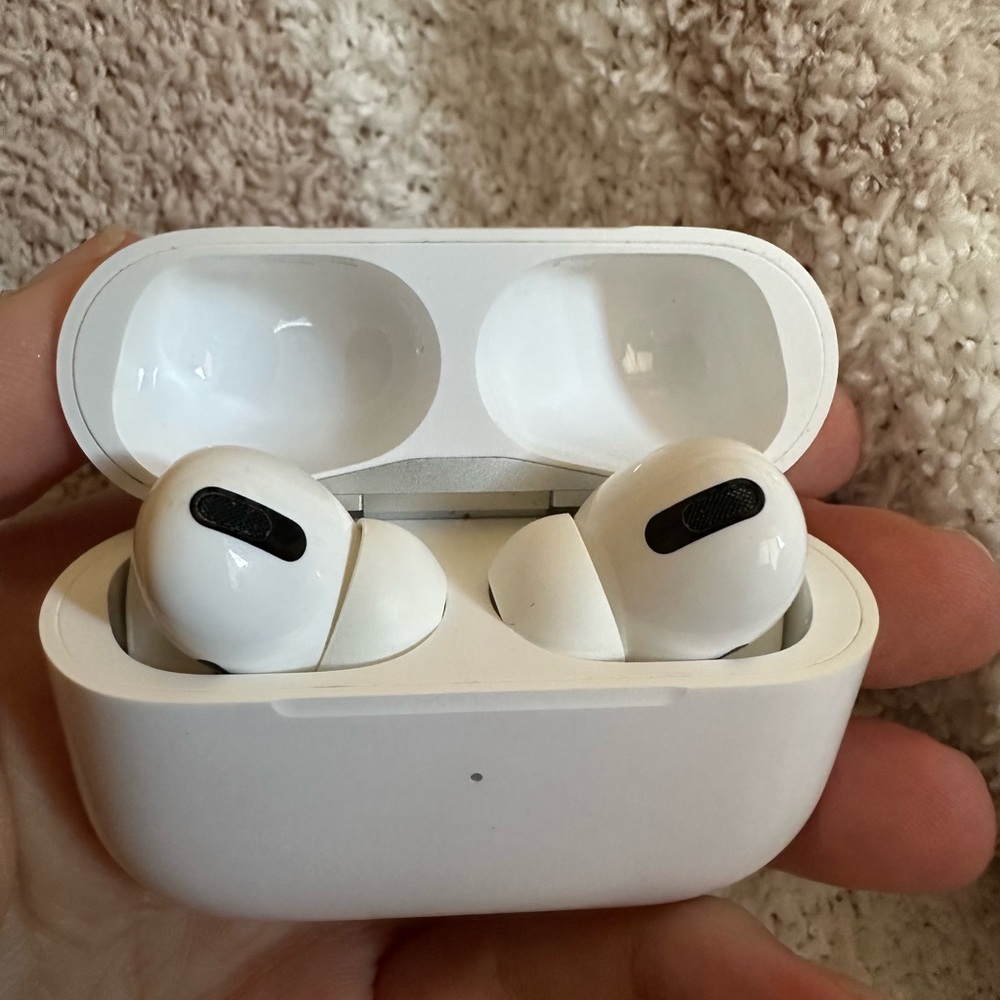 Authentic Apple Air pods Pro 1st generation